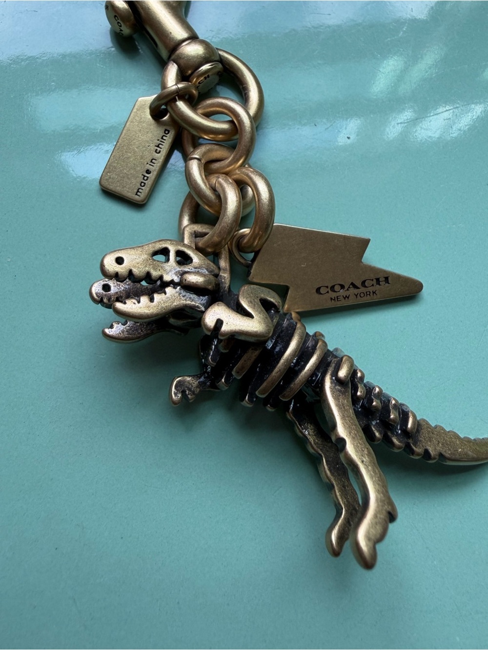 Coach Antique Gold T-Rex Key & Card Holder Charm - Picture 2 of 2